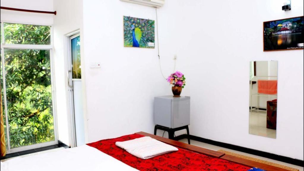 Suisse Villa Kandy Exterior photo