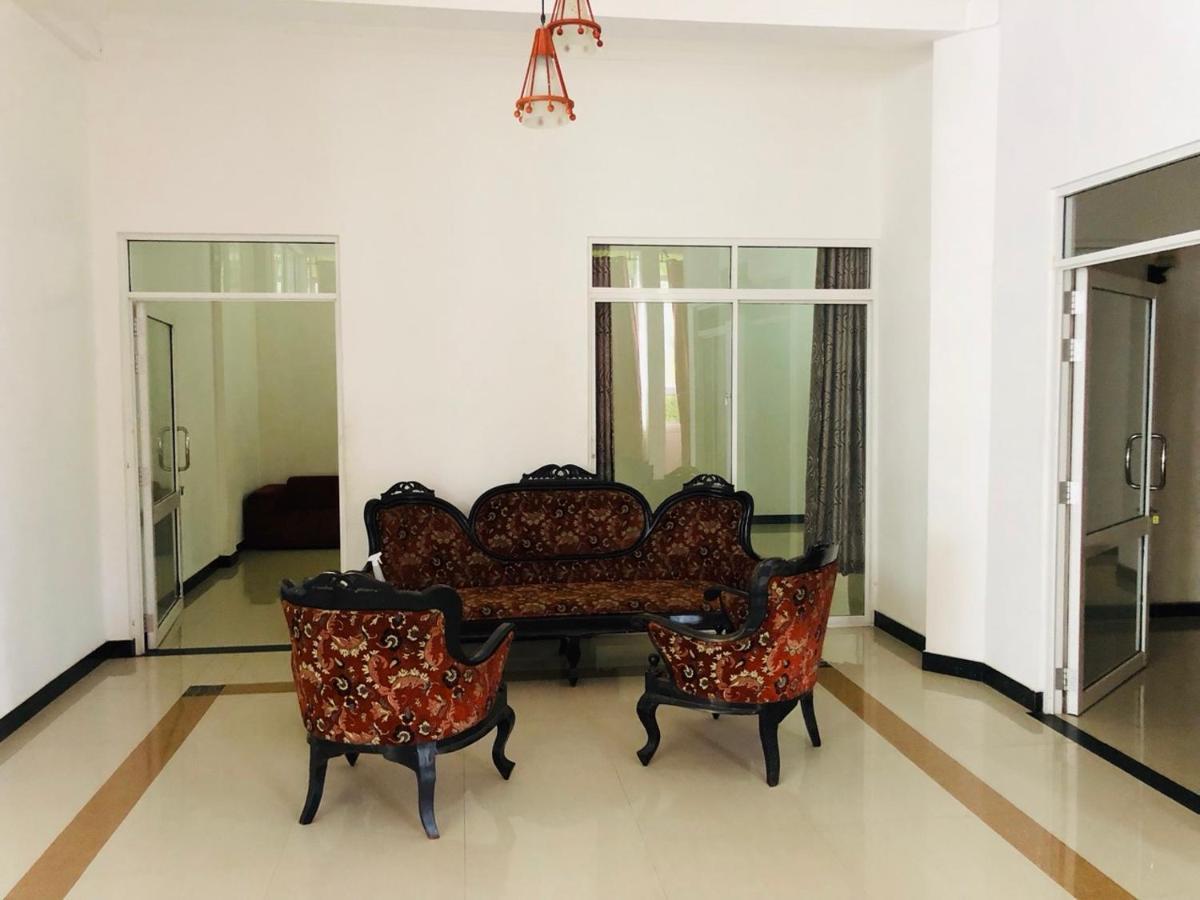 Suisse Villa Kandy Exterior photo