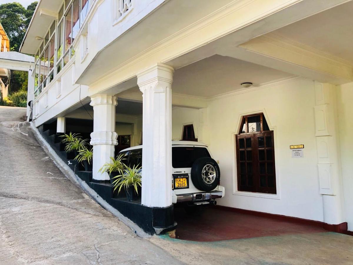 Suisse Villa Kandy Exterior photo